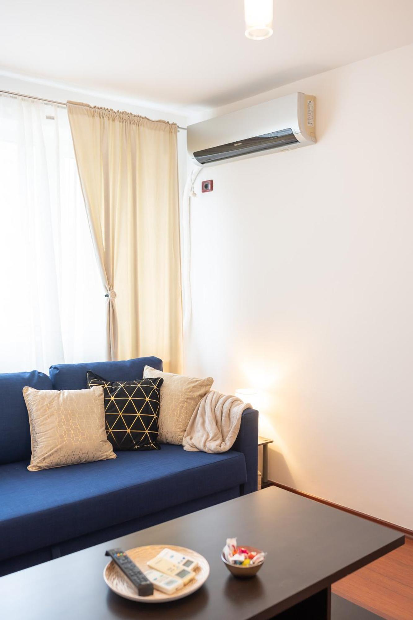 Spacious 2Br Dristor Apartment Bucarest Extérieur photo