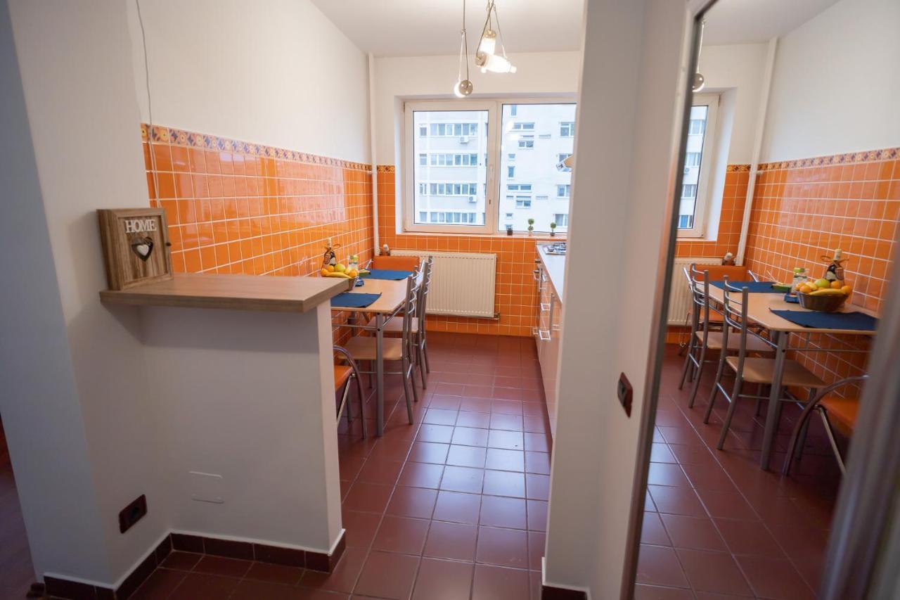 Spacious 2Br Dristor Apartment Bucarest Extérieur photo