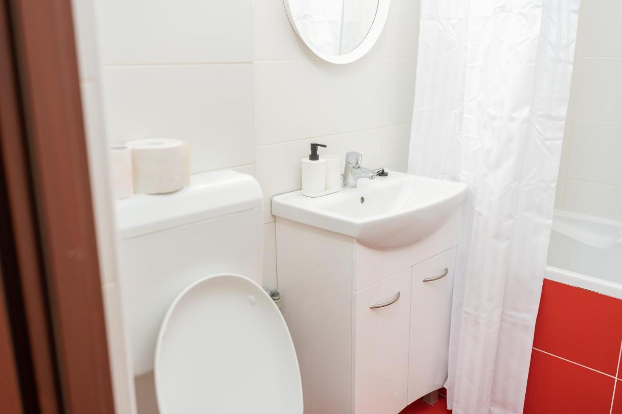 Spacious 2Br Dristor Apartment Bucarest Extérieur photo