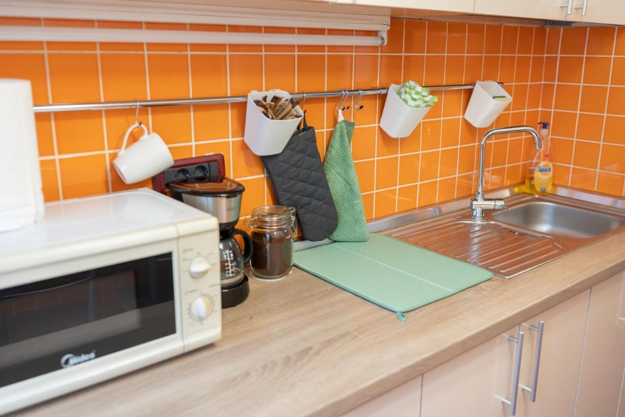 Spacious 2Br Dristor Apartment Bucarest Extérieur photo